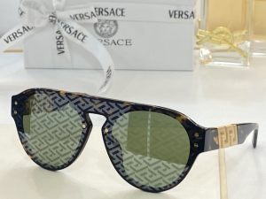 Versace Luxury Sunglasses VE4420 