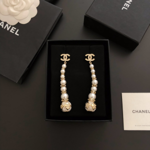 Replica Womens Jewelry Chanel Earring Chanel Pearls Earrings A39PP170 AA175212