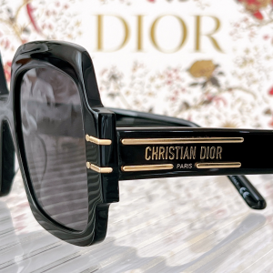 Replica Womens Sunglasses Dior Luxury Sunglasses Signature S1U A65PP180 AA175412