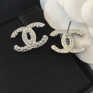 Luxury Womens Jewelry Chanel Earring Chanel Crystals CC Earrings A39PP120 AA175626