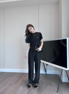 Replica Womens Clothing Louis Vuitton Black Cotton T Shirt in SML A154PP280 AA176523