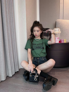 Replica Womens Clothing Louis Vuitton Green Cotton T Shirt SML A154PP280 AA176530