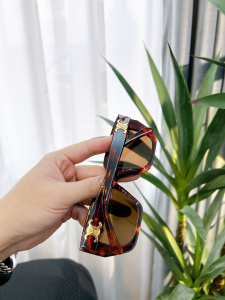 Replica Womens Sunglasses Celine Replica Sunglasses CL4S491 A65PP180 AA176399