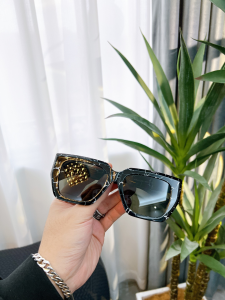 Replica Womens Sunglasses Celine Replica Sunglasses CL4S491 A65PP180 AA176400