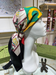 Replica Womens Scarf Gucci Music Print Silk Scarf in Black 90x90CM A144PP190 AA177056