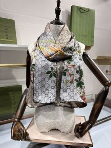 Luxury Womens Scarf Gucci GG Silk Cashmere Scarf in Beige 70x190CM A190PP260 AA177320