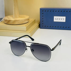 Gucci Replica Sunglasses GG1070 
