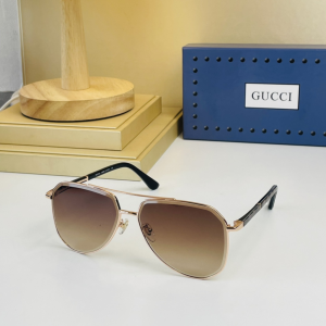 Gucci Replica Sunglasses GG1070 