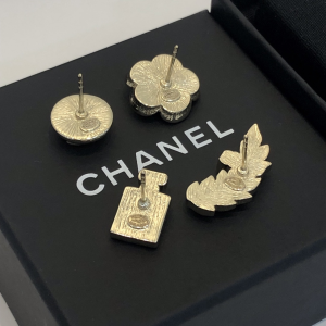 Replica Womens Jewelry Chanel Gold 4in1 Earrings A39PP140 AA177891
