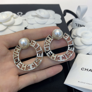 Chanel Round Pearl Earrings 