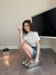 Replica Womens Clothing Prada Embroidery White Cotton T Shirt SML A154PP280 AA178402