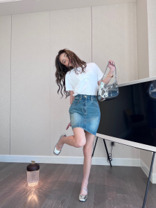 Replica Womens Clothing Prada Embroidery White Cotton T Shirt SML A154PP280 AA178402