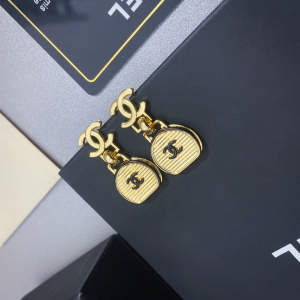 Replica Womens Jewelry Chanel Gold CC Bag Earrings A152PP110 AA178401