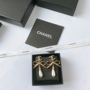 Replica Womens Jewelry Chanel Gold CC Bownot Pearl Earrings A152PP110 AA178400