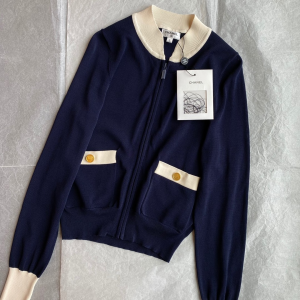 Chanel 2022 Zipped Knitwear Sweater Blue 
