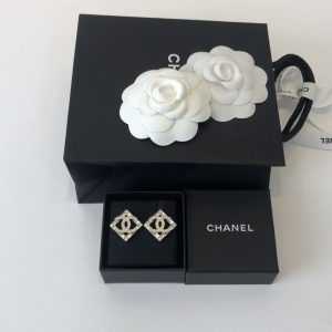 Replica Womens Jewelry Chanel CC Logo Square Earrings A39PP130 AA178458