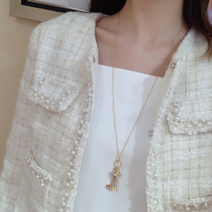 Replica Womens Jewelry Louis Vuitton 3 Key Tri Pendant Necklaces A205PP320 AA178657