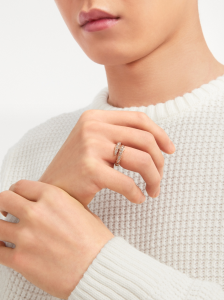 Replica Womens Jewelry Bvlgari VIP Serpenti Viper Diamonds Ring Gold A62PP290 AA178763