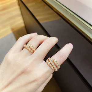 Replica Womens Jewelry Bvlgari VIP Serpenti Viper Diamonds Ring Gold A62PP330 AA178764