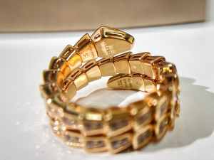 Replica Womens Jewelry Bvlgari VIP Serpenti Viper Diamonds Ring Gold A62PP330 AA178764