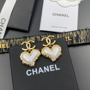 Replica Womens Jewelry Chanel Gold CC Heart Earrings A152PP110 AA178930