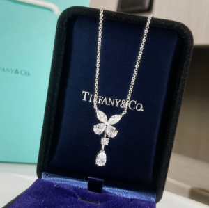 Tiffany VIP Victoria Diamonds Pendant Necklaces 