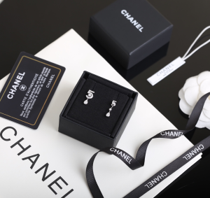 Replica Womens Jewelry Chanel Crystal N5 Earrings A205PP280 AA179218