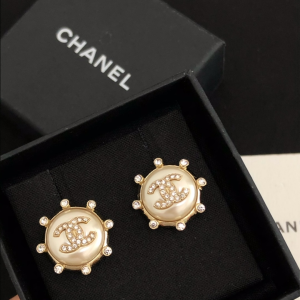 Replica Womens Jewelry Chanel Crystals CC Round Earrings A39PP130 AA179006