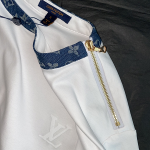 Replica Womens Clothing Louis Vuitton White Cotton T Shirt SML A228PP280 AA179560