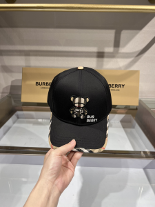 Replica Womens Hats Burberry Bear Black Canvas Baseball Hat A190PP90 AA179517
