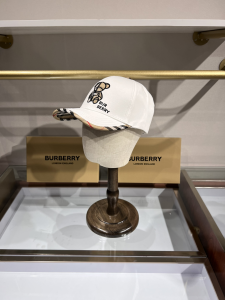 Burberry Bear White Canvas Baseball Hat 