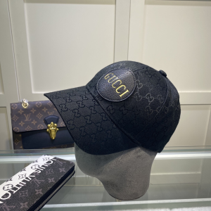 Gucci Black GG Supreme Canvas Cap Hat 