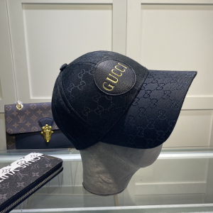 Replica Womens Hats Gucci Black GG Supreme Canvas Cap Hat A144PP50 AA179248
