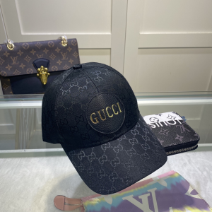 Replica Womens Hats Gucci Black GG Supreme Canvas Cap Hat A144PP50 AA179248
