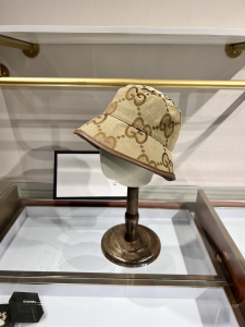 Gucci Jumbo GG Canvas Bucket Hat Beige 