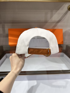 Replica Womens Hats Hermes White Canvas Baseball Hat A190PP85 AA179542