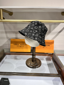 Louis Vuitton Monogram Canvas Bucket Hat Black 