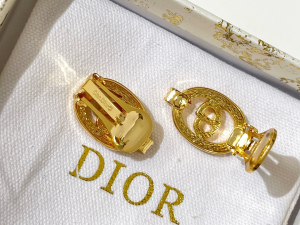 Replica Womens Jewelry Dior VIP Crystals Gold CD Earrings A62PP180 AA179301