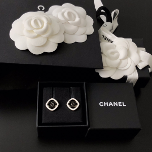 Replica Womens Jewelry Chanel Oval Black CC Logo Earrings A39PP110 AA179570