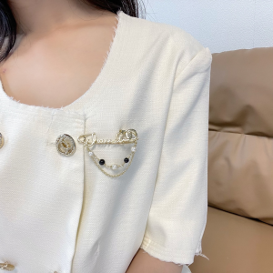 Replica Womens Jewelry Chanel VIP Chain Pink Brooch AB7957 A62PP180 AA179947