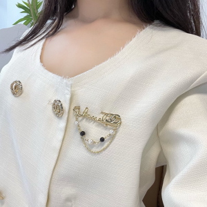 Replica Womens Jewelry Chanel VIP Chain Pink Brooch AB7957 A62PP180 AA179947