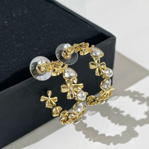 Chanel VIP Gold CC Diamond Flowers Earrings 