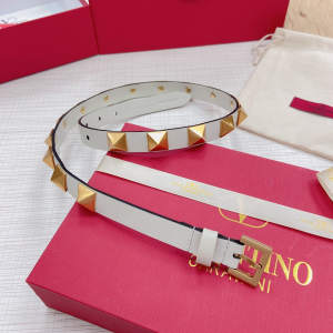 Valentino Roman Stud Leather Belt White 20MM 