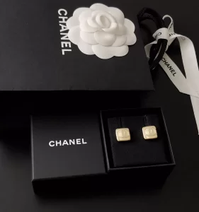 Replica Womens Jewelry Chanel Gold CC Square Earrings A39PP120 AA180142