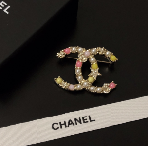 Replica Womens Jewelry Chanel CC Logo Brooch A39PP140 AA180233