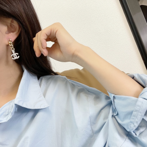 Replica Womens Jewelry Chanel VIP Crystals CC Drop Earrings A62PP170 AA180238