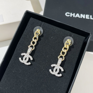 Replica Womens Jewelry Chanel VIP Crystals CC Drop Earrings A62PP170 AA180238