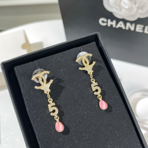 Replica Womens Jewelry Chanel VIP Crystals CC Drop Earrings A62PP180 AA180237