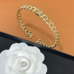Replica Womens Jewelry Chanel CC Logo Open Cut Choker Gold A205PP280 AA180603