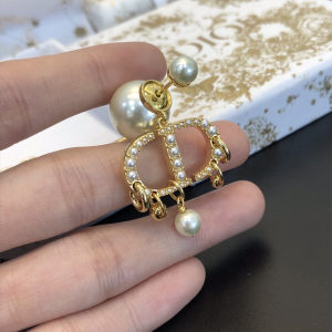 Dior Tribales Pearls CD Single Earrings 